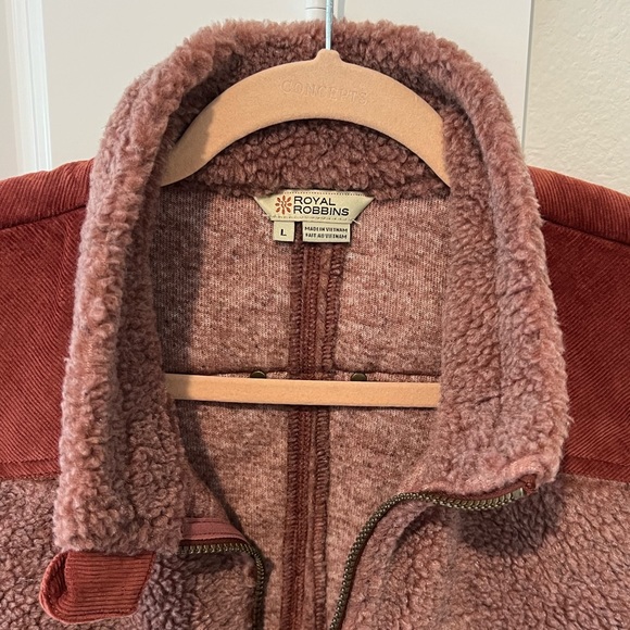 Royal Robbins Tea Berry Canyon Sherpa Fleece Vest - Picture 2 of 9